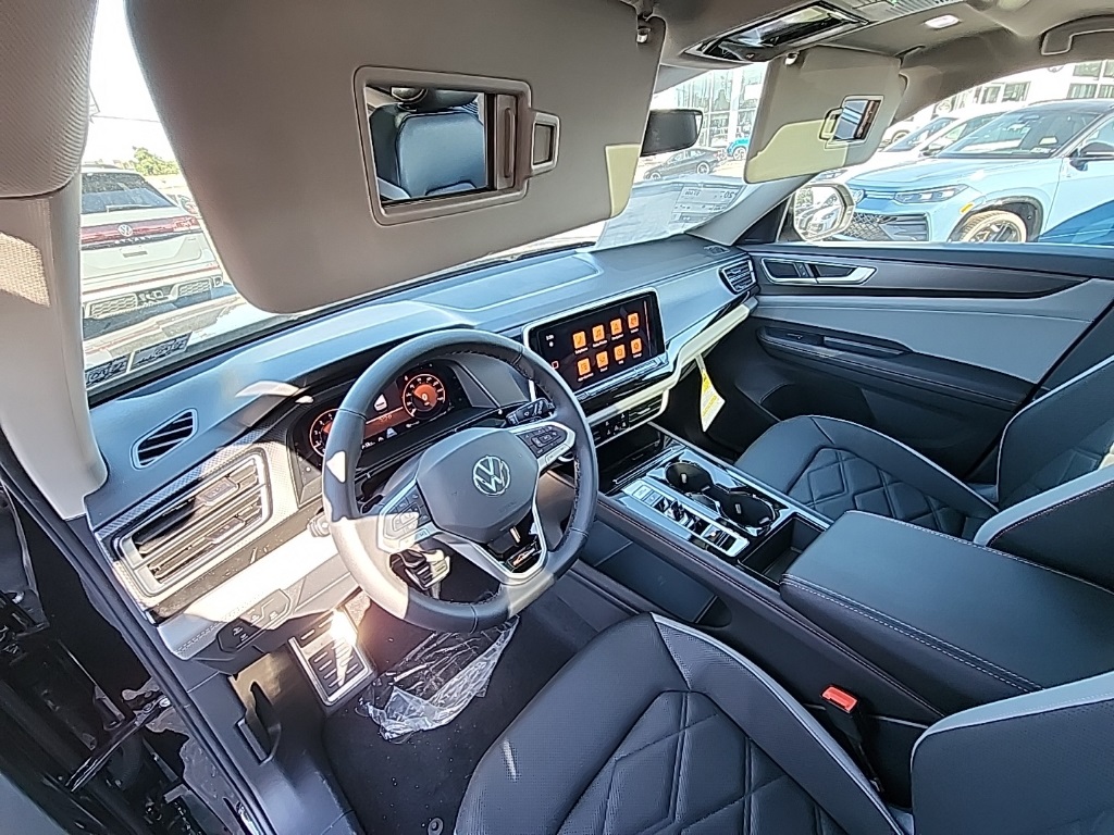 2025 Volkswagen Atlas Peak Edition SE photo 15