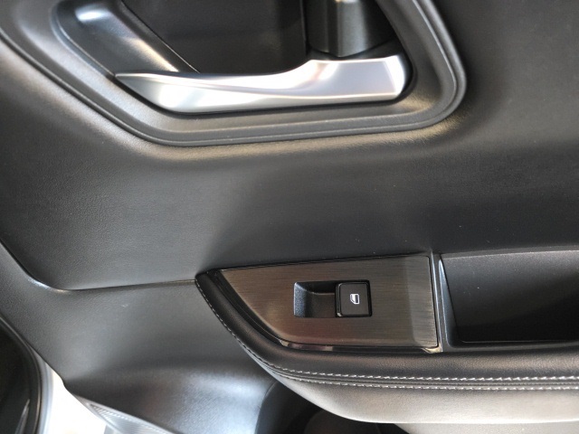 2024 Nissan Rogue SV photo 39