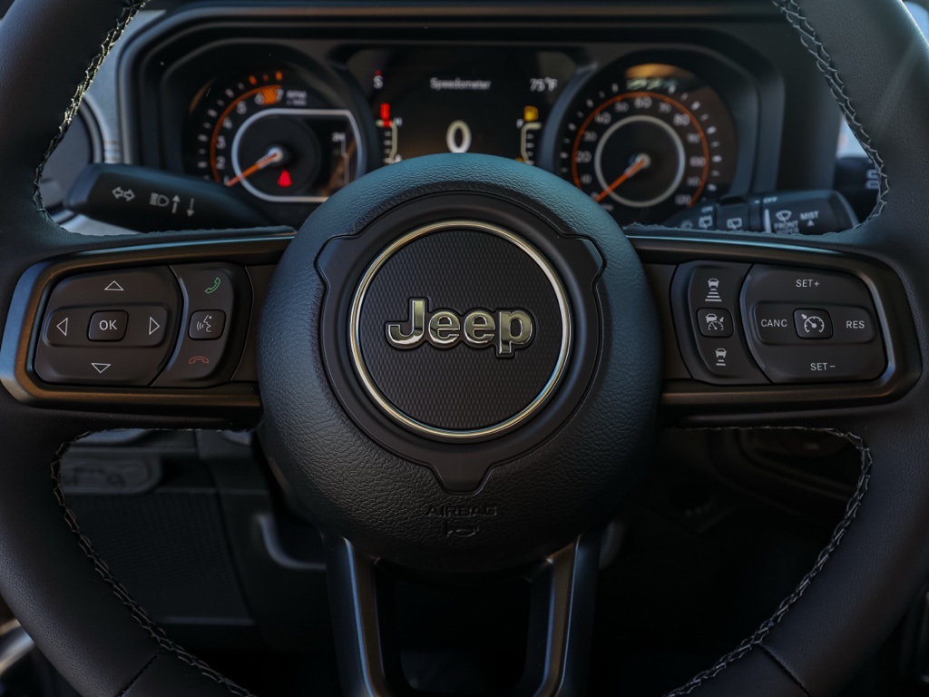 New 2026 Granite Crystal Metallic Clear-Coat Exterior Paint Jeep Willys image 23