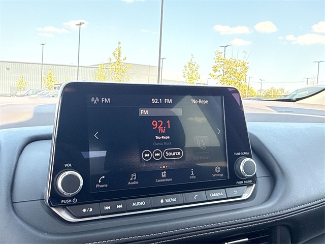 2023 Nissan Rogue SV photo 16