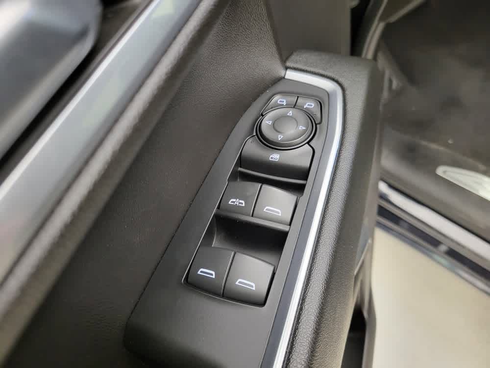 2023 Chevrolet Silverado 1500 LT photo 25