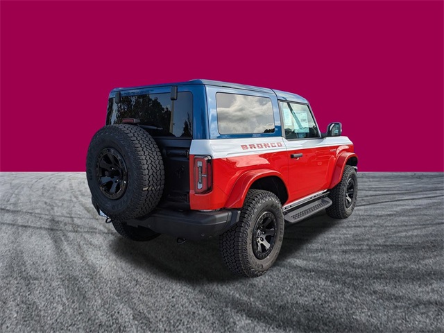 2025 Ford Bronco First Edition photo 4