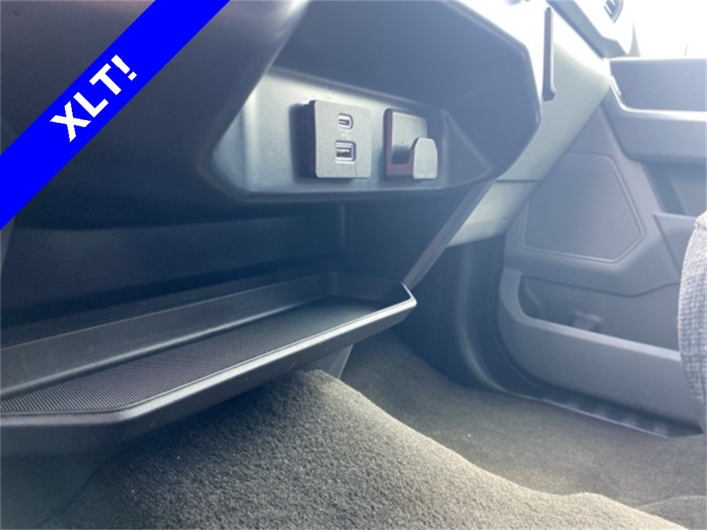 2023 Ford F-150 XLT photo 26