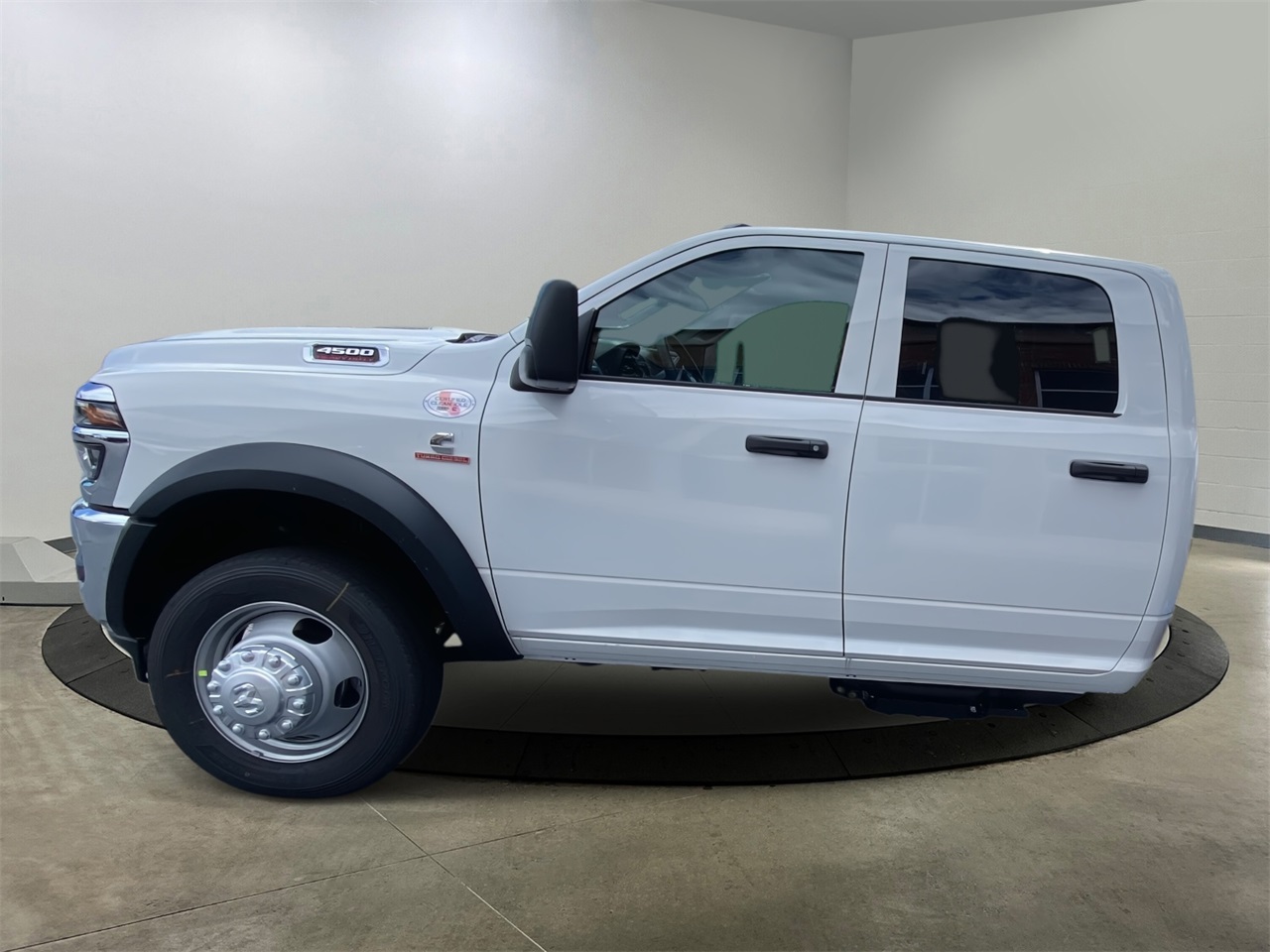 2025 Ram 4500 Tradesman photo 4