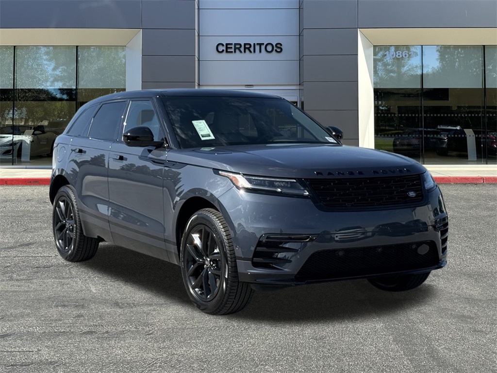 2026 Land Rover Range Rover Velar SE photo 3