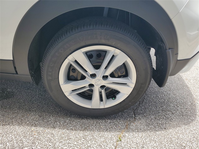 2025 Nissan Kicks Play S photo 18