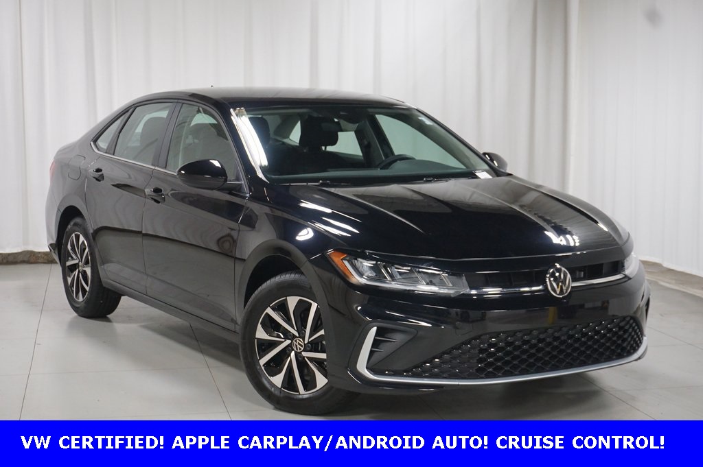 2025 Volkswagen Jetta 1.5T S photo 3