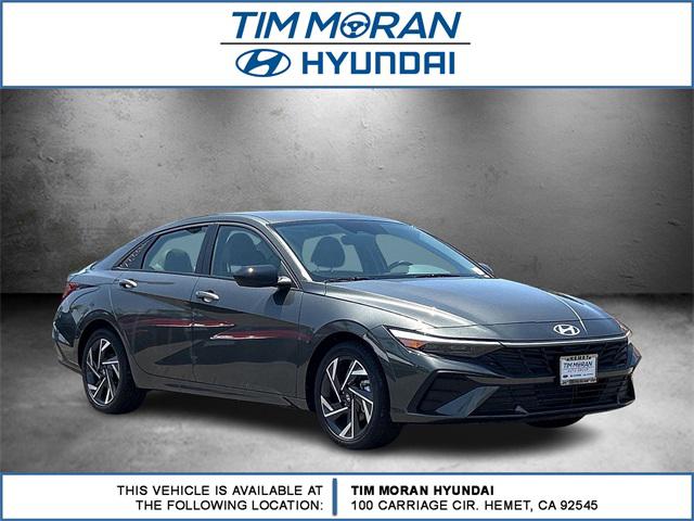 2025 Hyundai Elantra SEL Sport photo 2