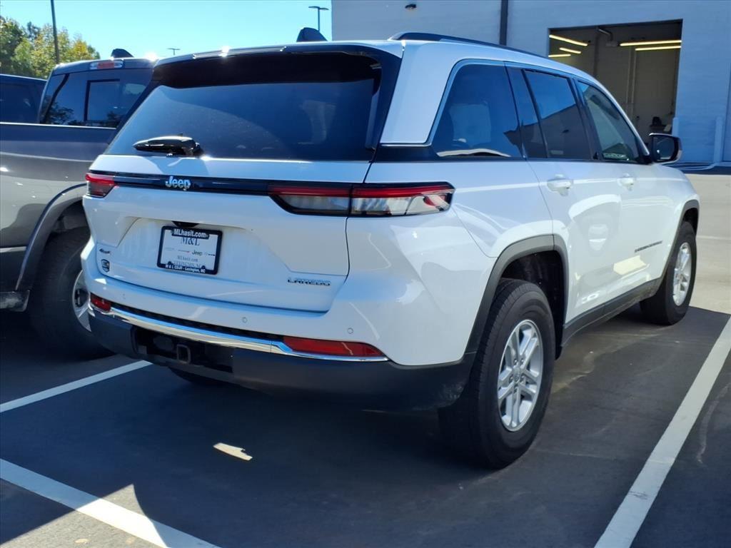 2024 Jeep Grand Cherokee Laredo photo 4