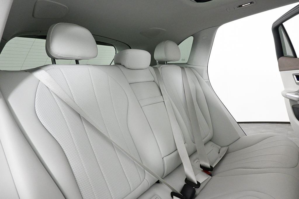 2024 Mercedes Benz EQE SUV 350 photo 16
