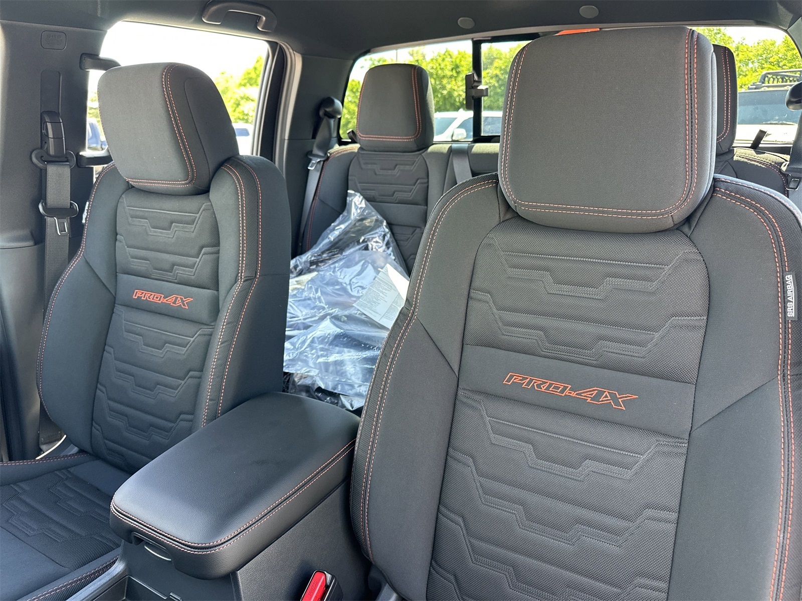 2025 Nissan Frontier PRO-4X photo 20