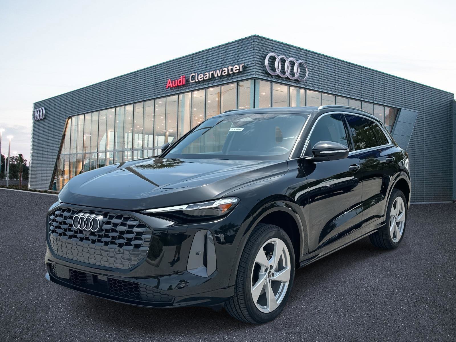 2025 Audi New Q5 Premium Plus's photo