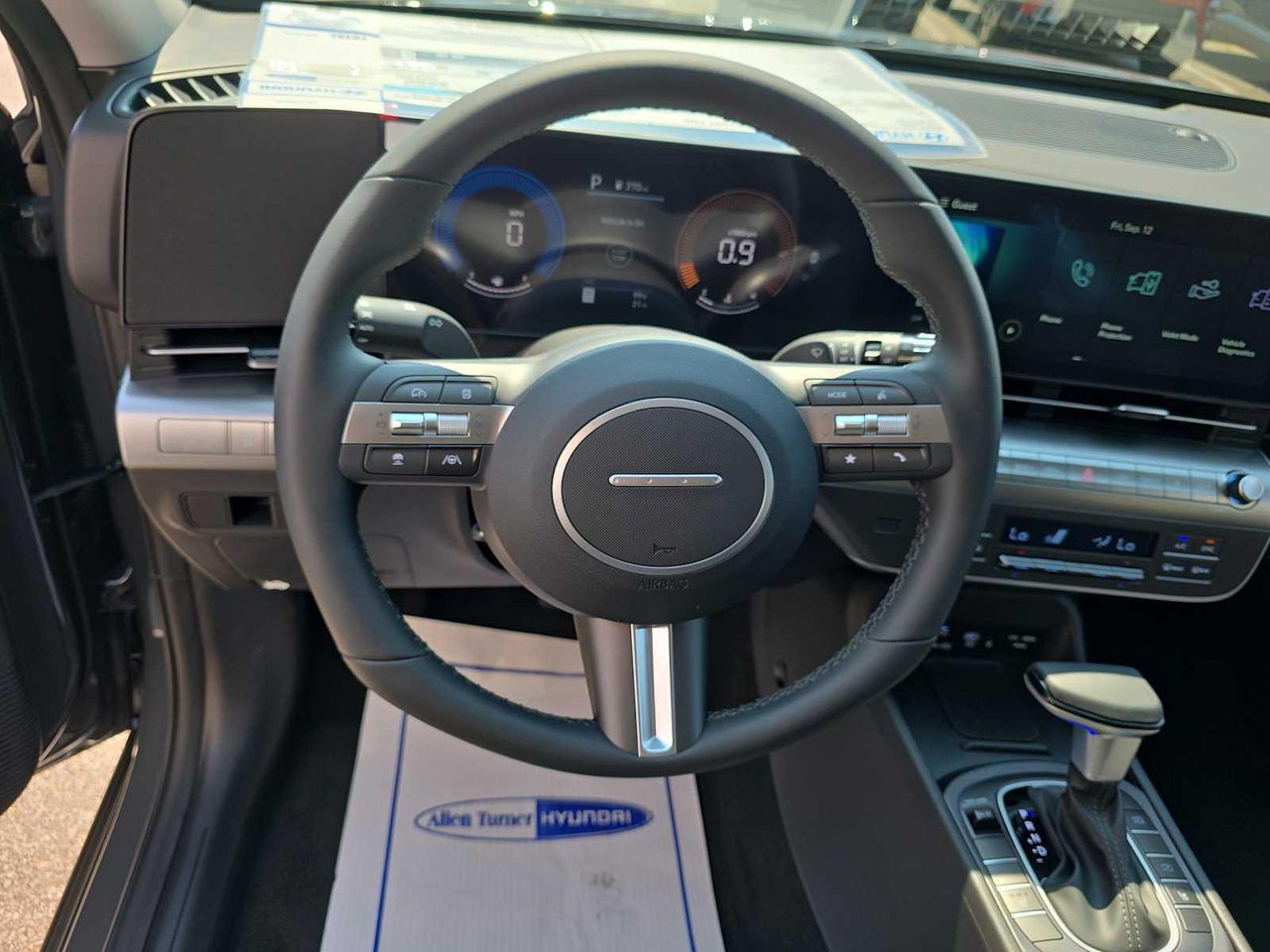2026 Hyundai Kona SEL photo 7
