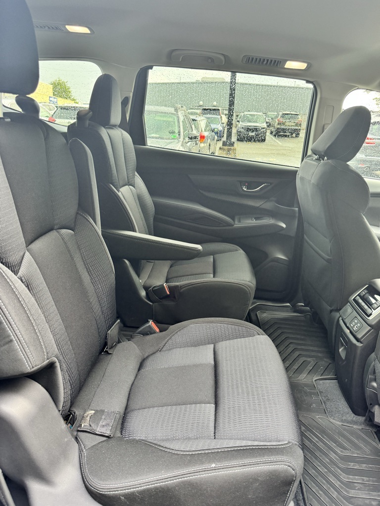 2025 Subaru Ascent Premium photo 4