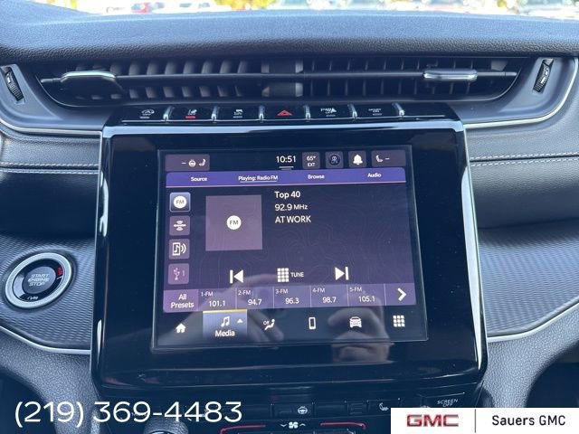 2023 Jeep Grand Cherokee Laredo Altitude photo 10
