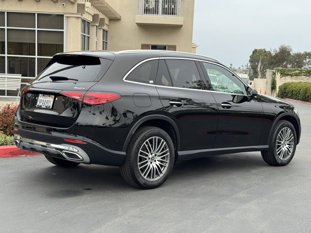 2024 Mercedes Benz GLC 300 4MATIC photo 11