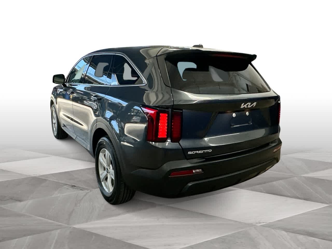2023 Kia Sorento LX photo 5