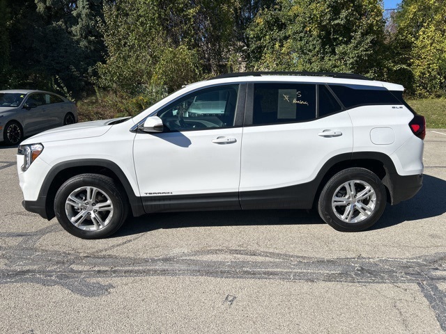2023 Gmc Terrain SLE photo 2
