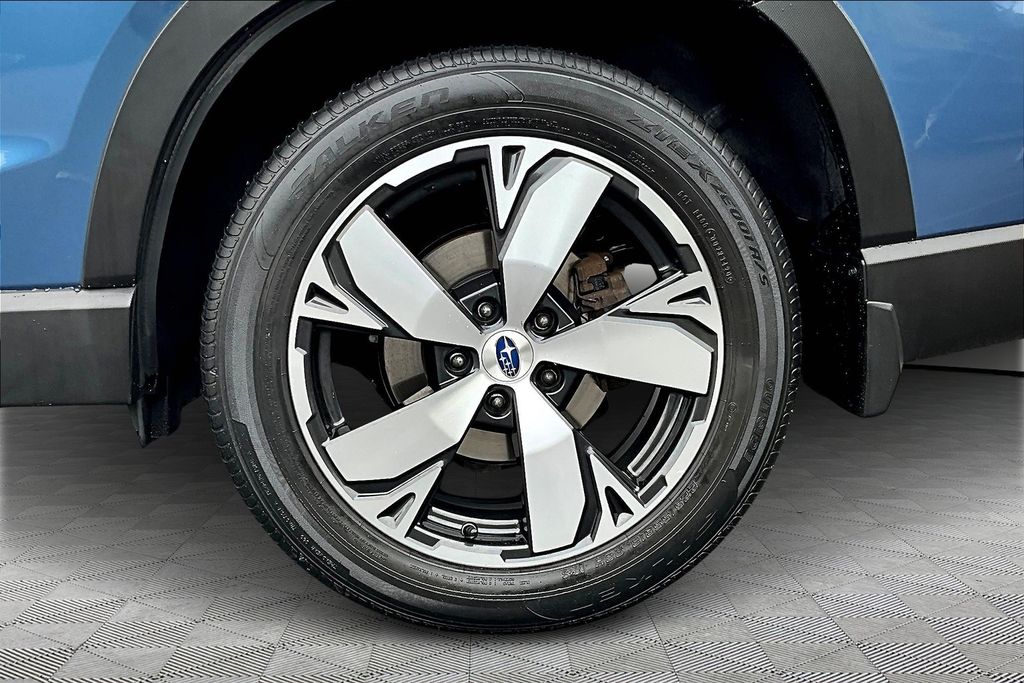 2021 Subaru Forester Touring photo 20