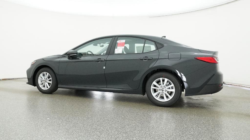 2026 Toyota Camry LE photo 9