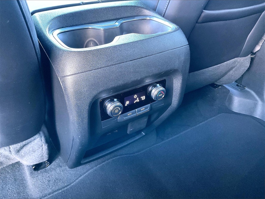 070ceea77f4d61ed7cc3445740d2b077