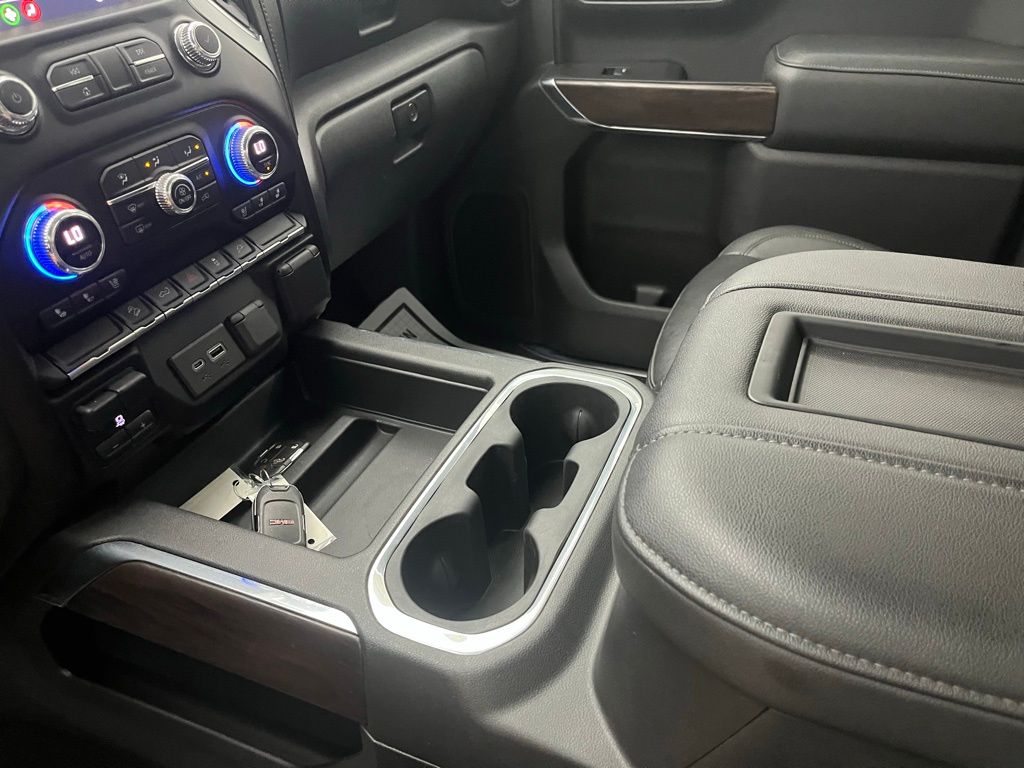 2021 Gmc Sierra 1500 SLT photo 25