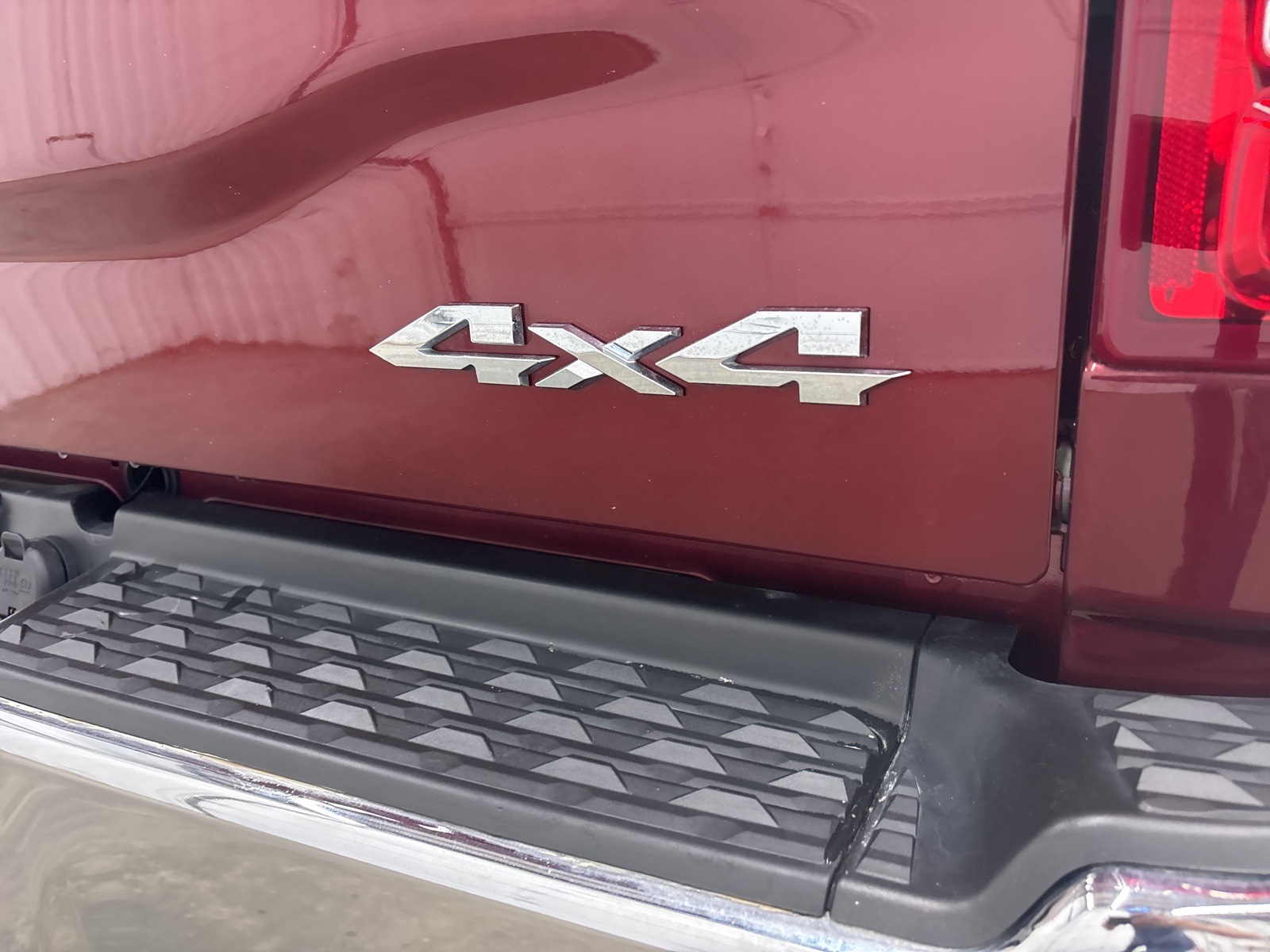2021 Ram 2500 Laramie photo 8