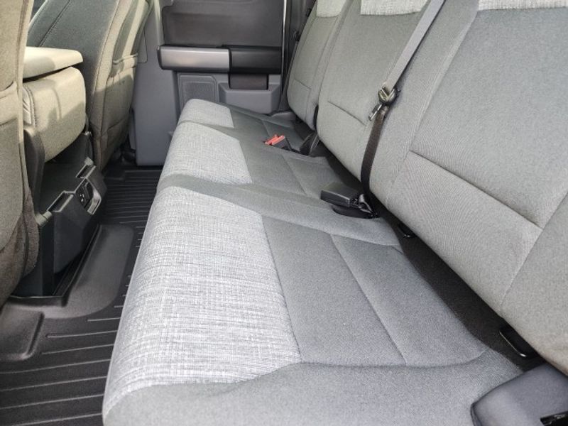 2022 Ford F-150 XLT photo 10