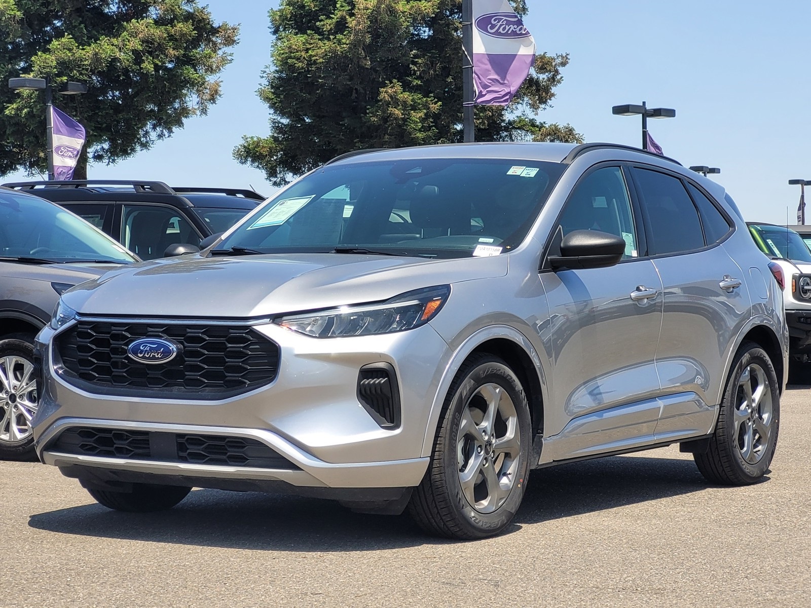 2023 Ford Escape ST-Line photo 8