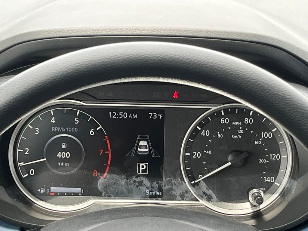 2025 Nissan Versa SV photo 21