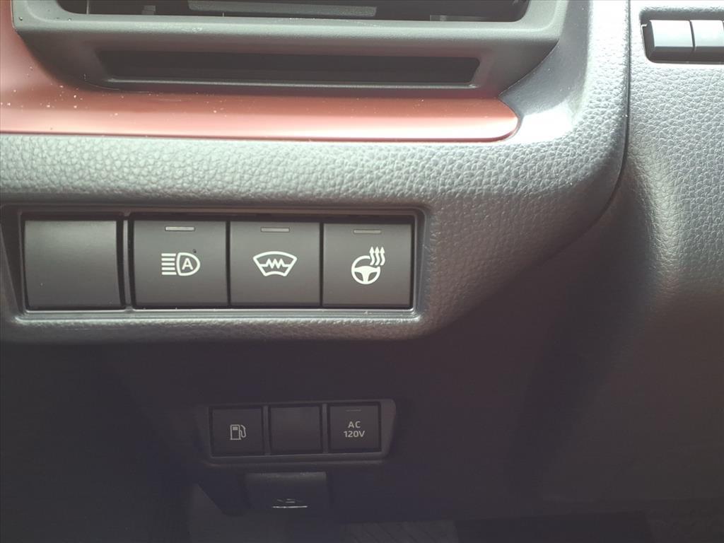 2026 Toyota Prius Plug-in Hybrid XSE photo 26