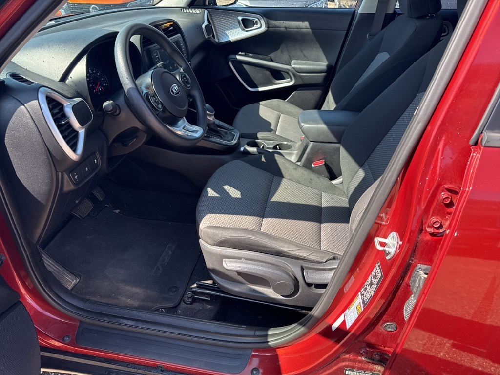 2020 Kia Soul LX photo 6