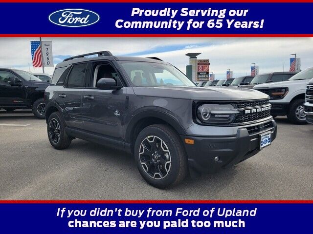 2025 Ford Bronco Sport Outer Banks's photo