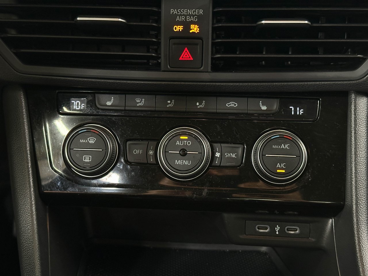 2024 Volkswagen Jetta 1.5T SE photo 5
