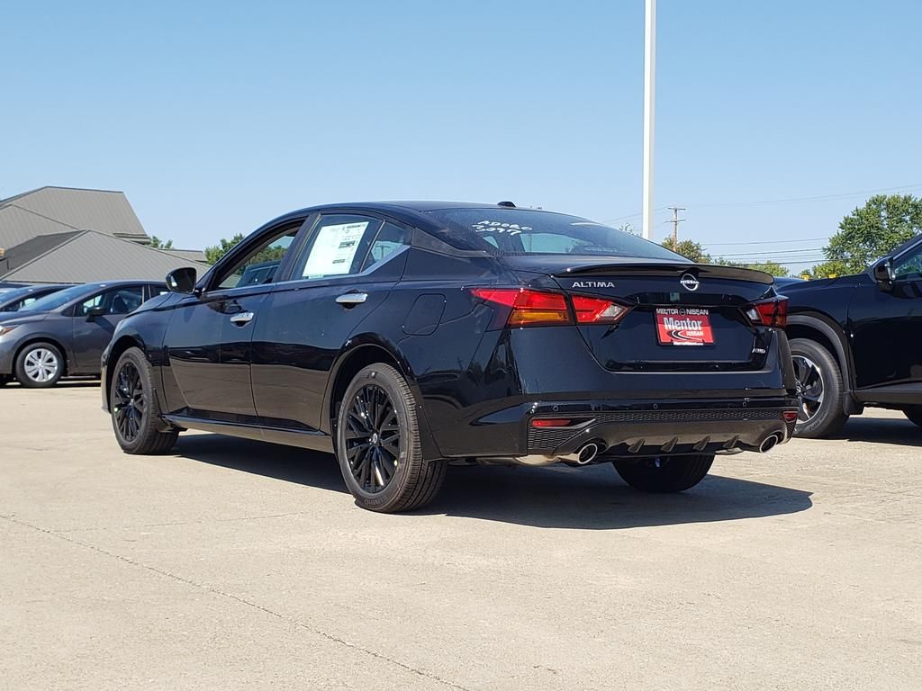 2025 Nissan Altima SV Special Edition photo 4