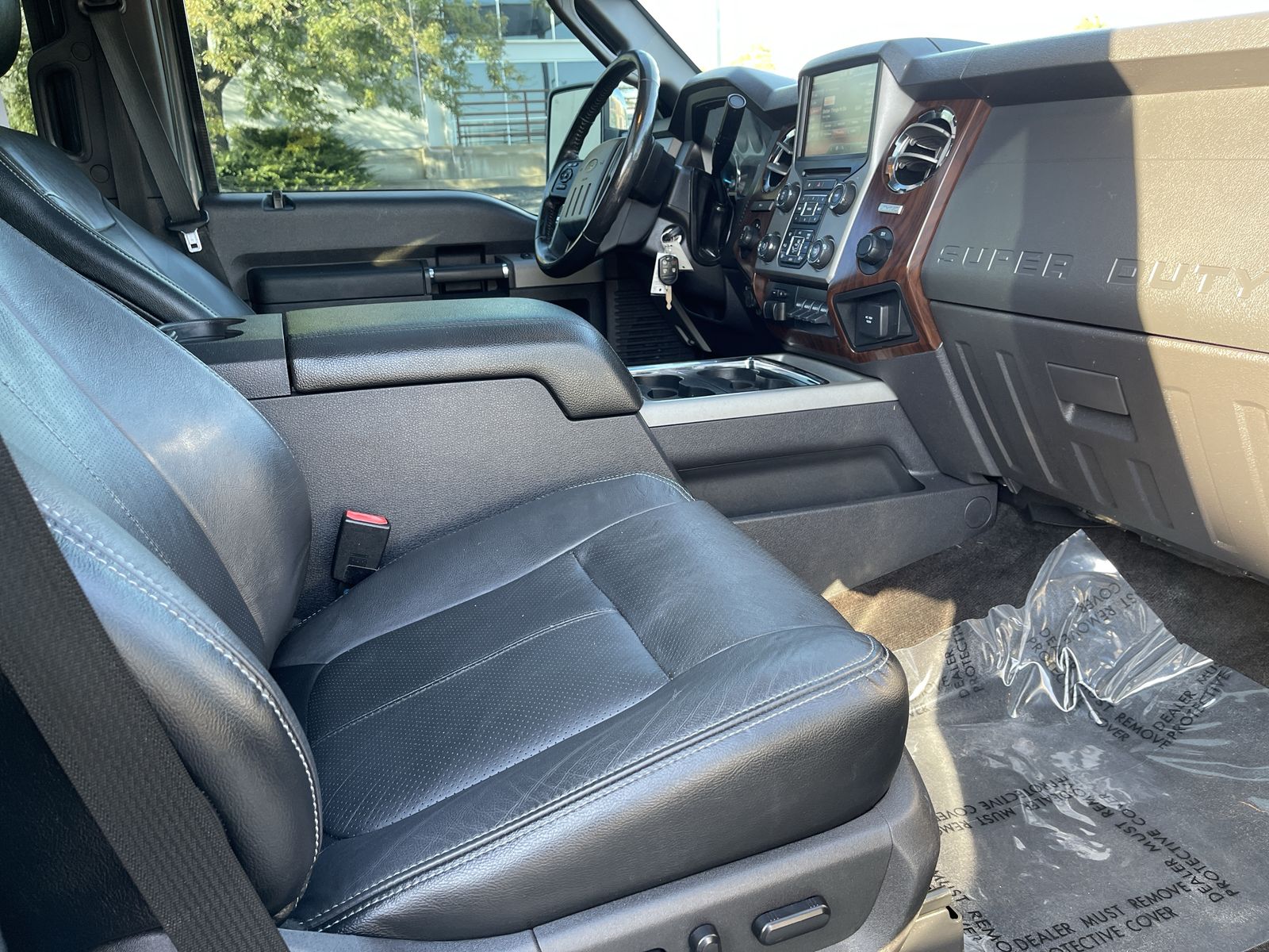 2016 Ford F-250 Lariat photo 9