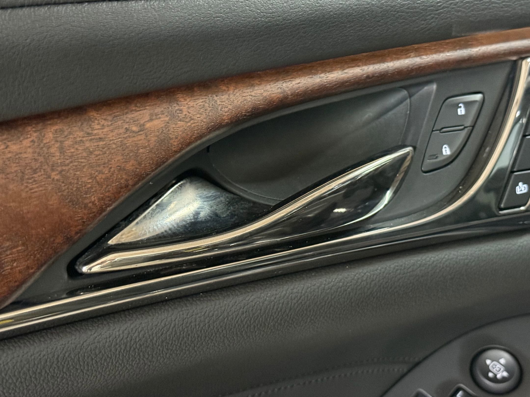 2019 Cadillac CTS Luxury Sedan photo 18
