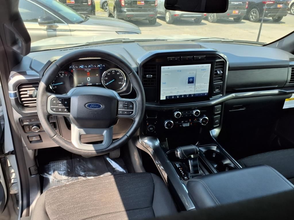 2023 Ford F-150 XLT photo 11