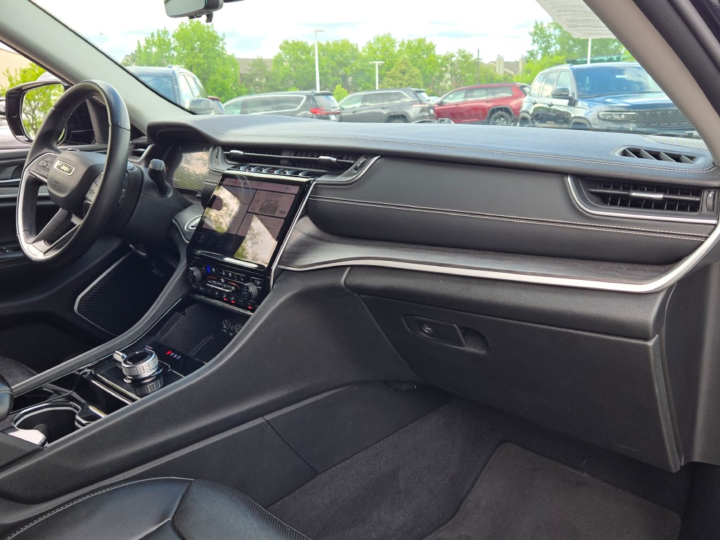 2022 Jeep Grand Cherokee Limited photo 8