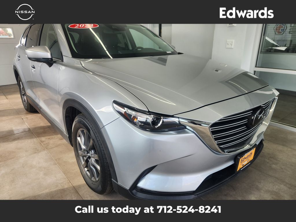 2023 Mazda CX-9 Touring photo 2