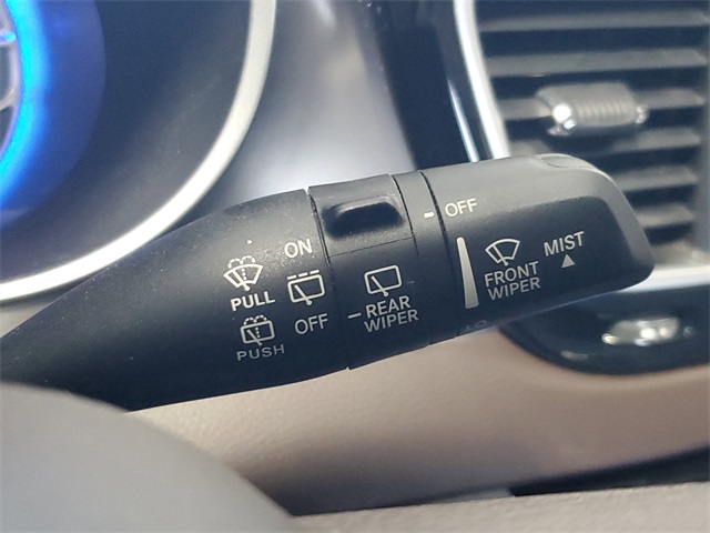 2018 Chrysler Pacifica LX photo 15