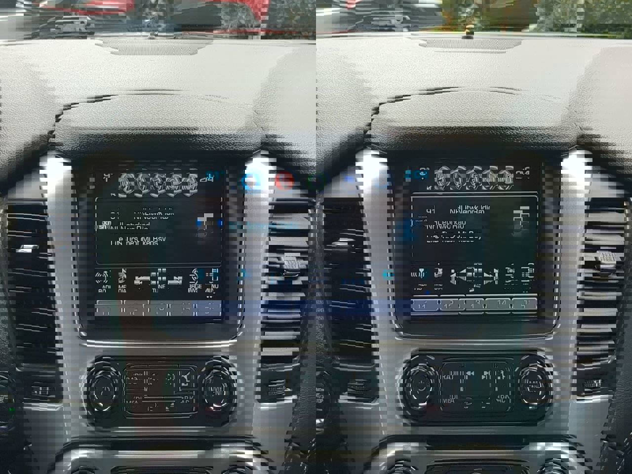 2018 Chevrolet Tahoe Premier photo 22