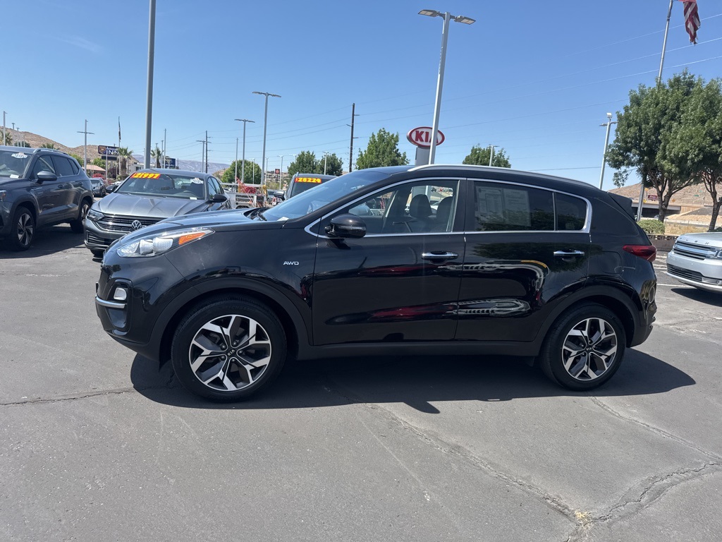 2020 Kia Sportage EX photo 2