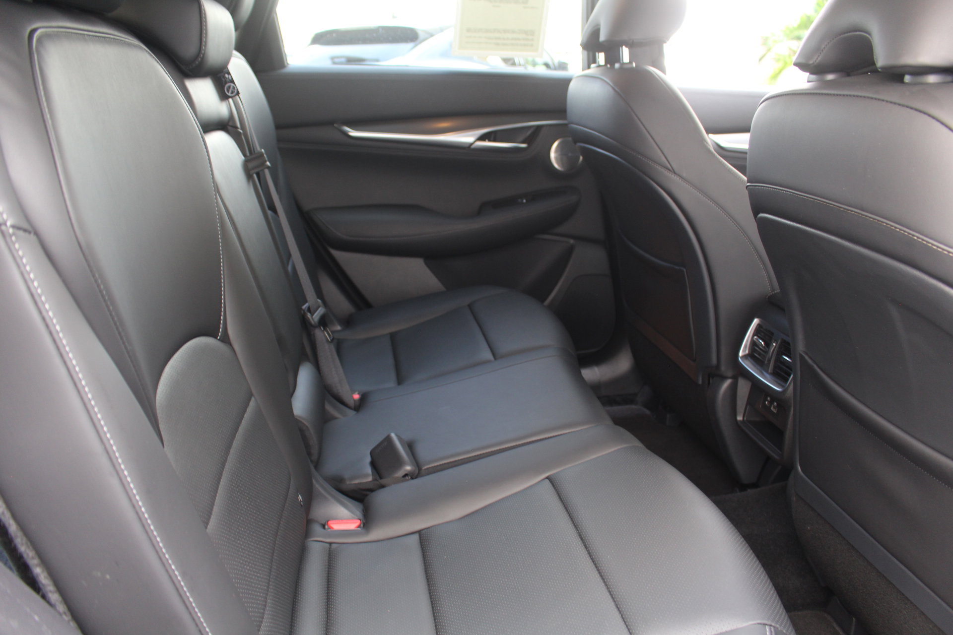 2025 Infiniti QX55 Essential photo 17