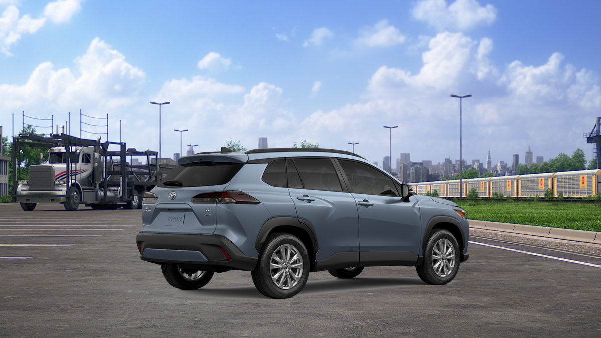 2026 Toyota Corolla Cross LE photo 6
