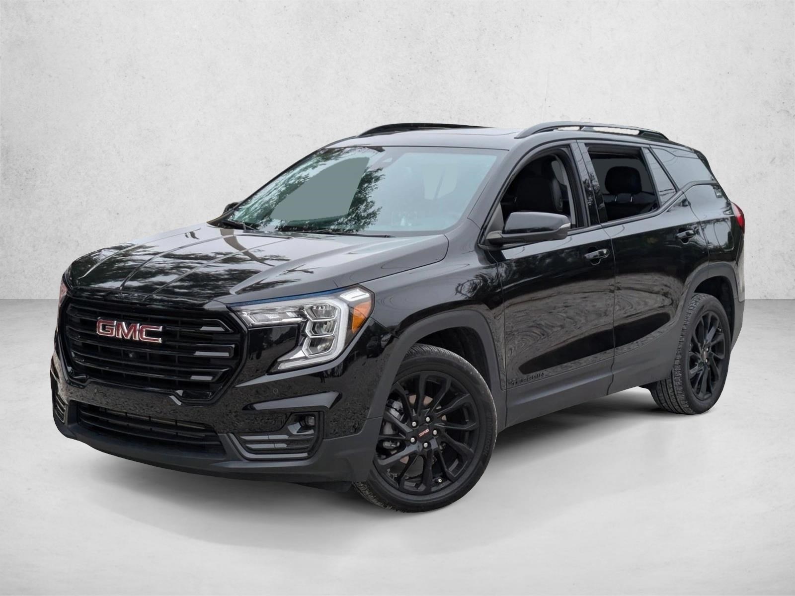 2024 GMC Terrain SLT's photo