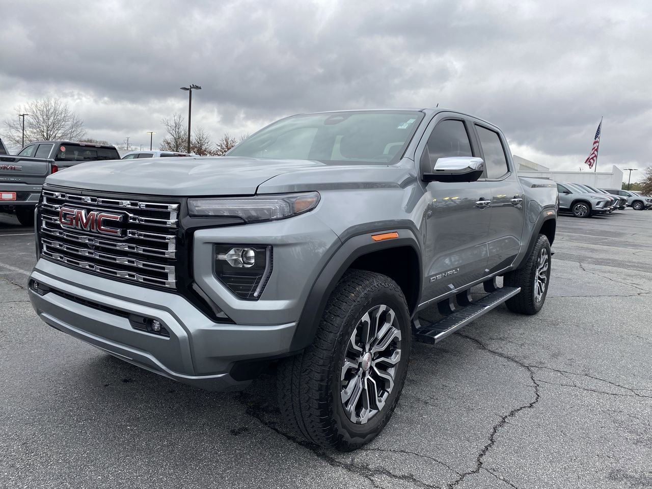 2024 GMC Canyon Denali's photo