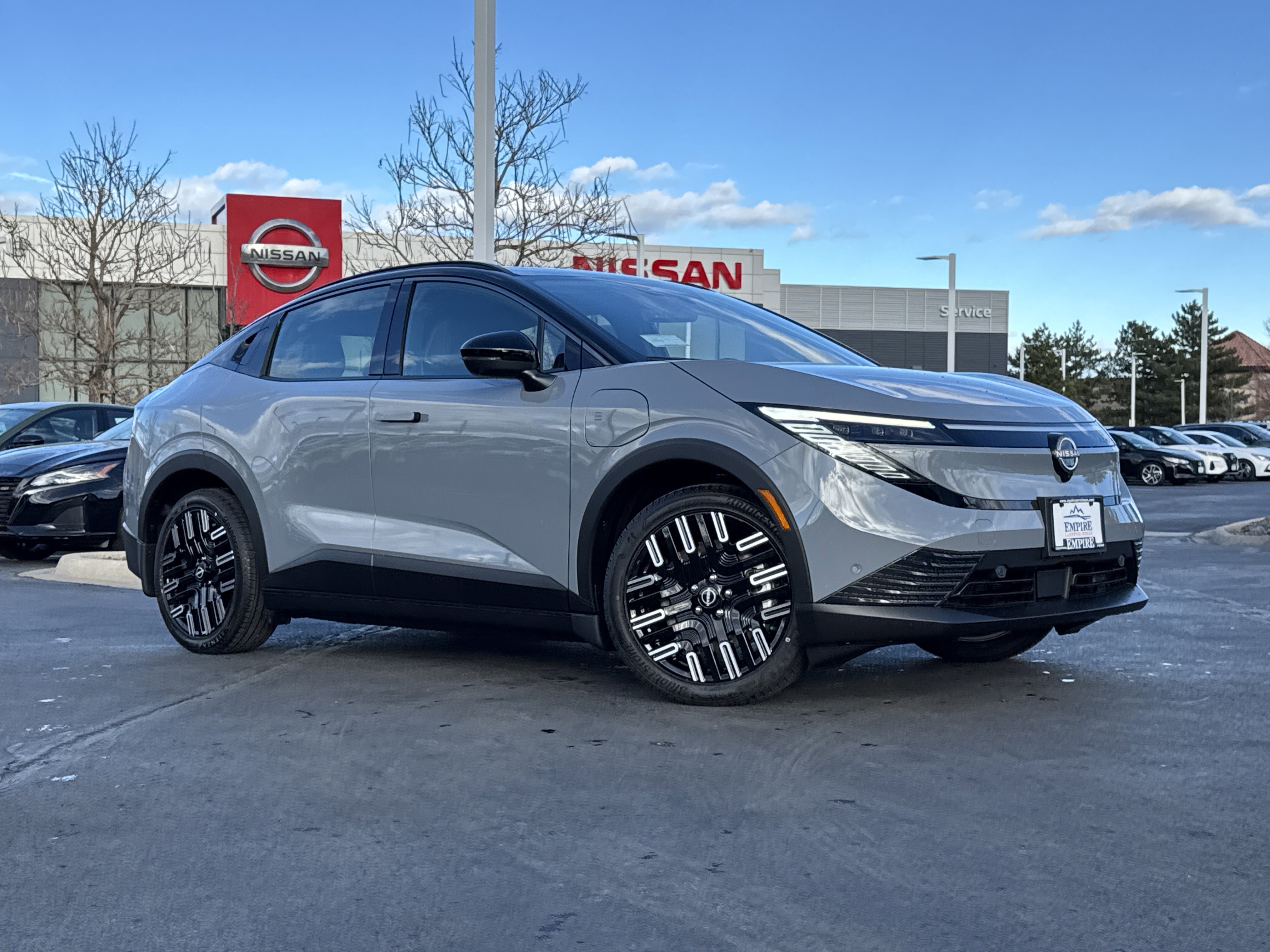 2026 Nissan LEAF Platinum+'s photo