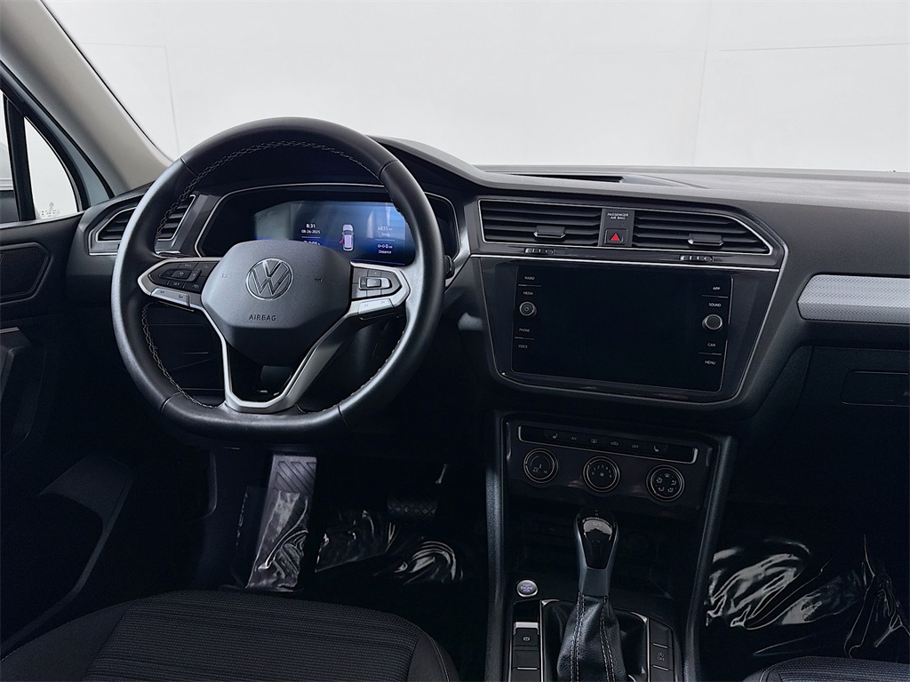 2024 Volkswagen Tiguan S photo 5