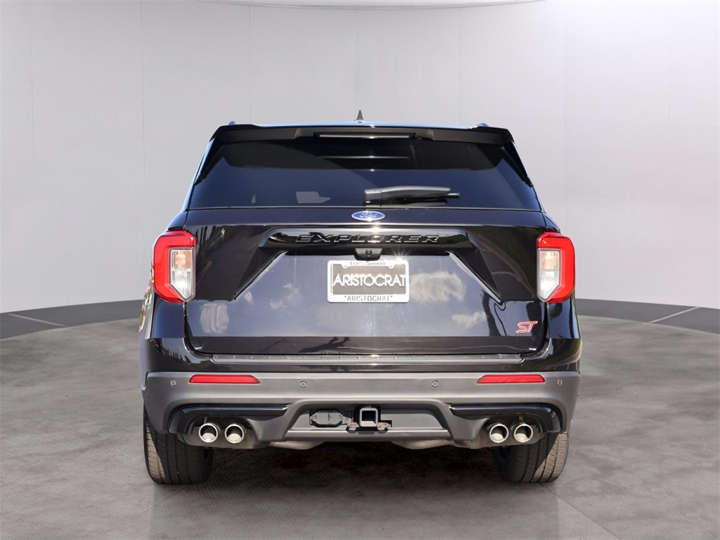 2021 Ford Explorer ST photo 5